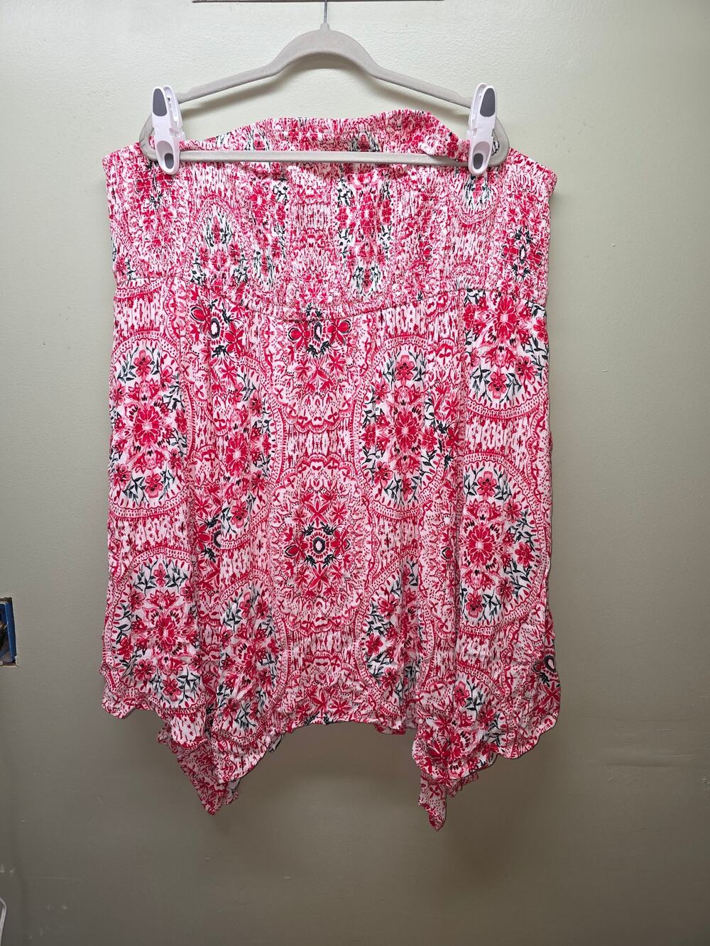 Torrid Red Floral Smocked Top Knee Length Dress Size 5X